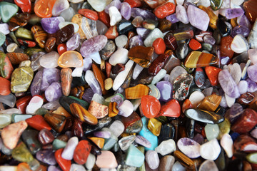 polished colored stones for making jewelry