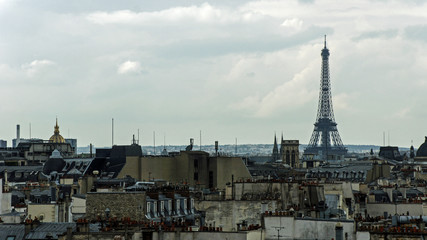 Fototapeta na wymiar Eiffelturm von oben 