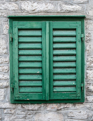 Fototapeta na wymiar old shutters