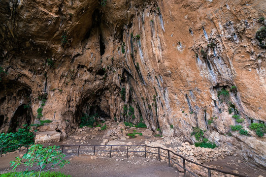 The cave &ldquo;Grotta dell'Uzzo&rdquo; is one of the most important prehistoric sites in Sicily and a famous landmark of Zingaro Nature Reserve, San Vito Lo Capo, Sicily, Italy