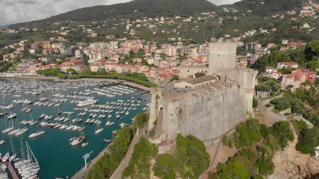 Fishing village of Lerici, the harbor and castle 