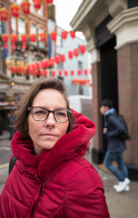 femme dans le quartier chinois