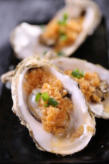 Fresh raw oysters