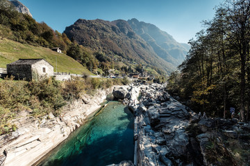 Ponte dei Salti im Verzascatal bei Lavertezzo, Tessin, Schweiz