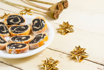 Poppy seed cakes
