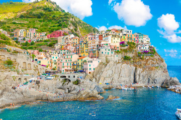 Fototapeta premium View of the village of Vernazza, Liguria, Cinque Terre, Italy