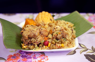 Brazilian cuisine: galinhada in street food stall