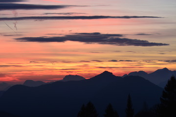 Fototapeta premium tramonto nelle prealpi, Trentino
