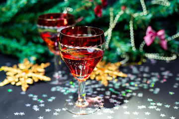 Christmas drinks in glasses	