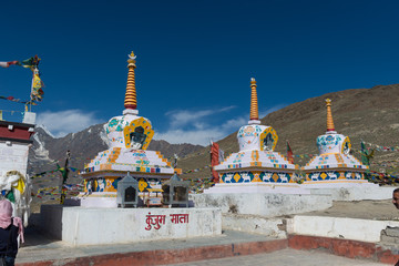 チベット　ストゥーパ