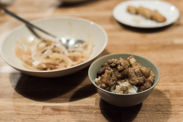 braised pork on rice