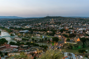 Naklejka premium Kura river and Old Town of Tbilisi. Georgia