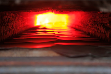 Steel spade heating and forging production equipment