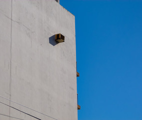 The lonely air aconditioner