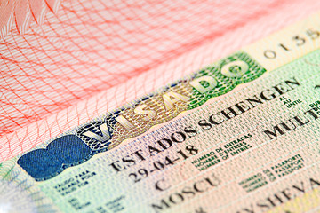 Obraz premium Spanish Schengen visa in a passport
