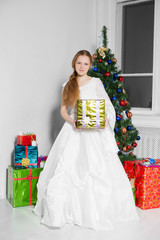 Fototapeta na wymiar Girl in white dress
