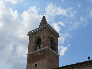Fototapeta na wymiar Antico campanile