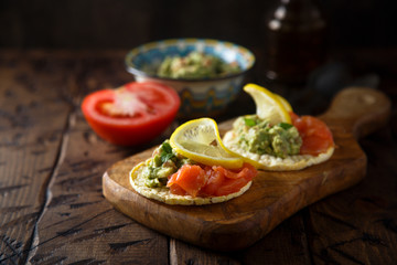 Guacamole salmon toast