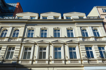 Fototapeta na wymiar Art Nouveau facade of the building in Poznan..
