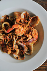 burger, hamburger, food, sandwich, bread, cheese, meat, cheeseburger, bun, beef, isolated, meal, fast, white, tomato, lettuce, snack, lunch, sesame, dinner, fast food, fat, object, salad, onion