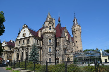 Fototapeta na wymiar Zamek, Pałac w Mosznej, Opolszczyzna, Polska