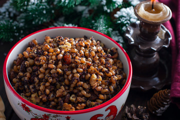 Kutya is a Christmas dish made of wheat grains, poppy seed, nuts, raisins and honey. Porridge, which began the celebration of Christmas.