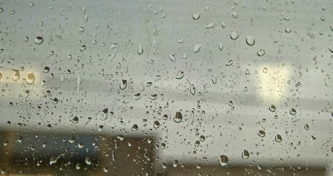 Rain og glass