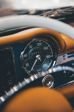 Mercedes Daimler Benz Pageode 280 SL Oldtimer