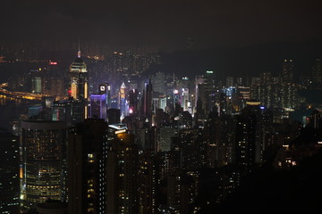 Fototapeta na wymiar The overlooking of Hong Kong from Victoria peak / ピクトリアピークから望む香港夜景。