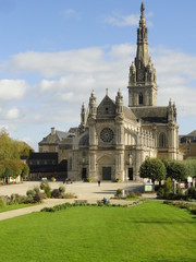Obraz premium La basilique de Sainte-Anne d'Auray (Bretagne, Morbihan, France)