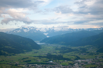 Fototapeta na wymiar Alpenhauptkamm
