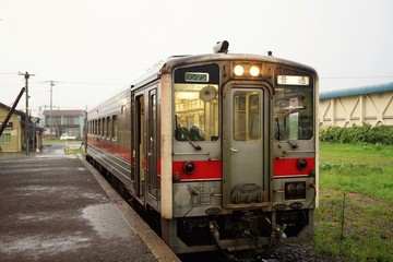Fototapeta premium 雨の増毛駅