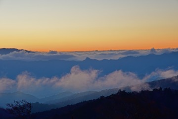 大台ケ原山で見た幻想的な夕暮れ情景