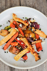 burger, hamburger, food, sandwich, bread, cheese, meat, cheeseburger, bun, beef, isolated, meal, fast, white, tomato, lettuce, snack, lunch, sesame, dinner, fast food, fat, salad, onion, breakfast