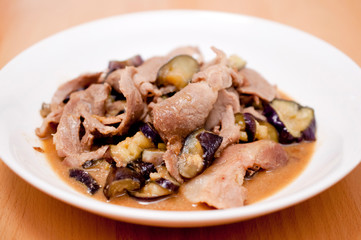 茄子と豚肉のみそ炒め