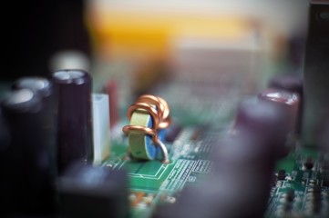 Inductor installed on electronic circuit