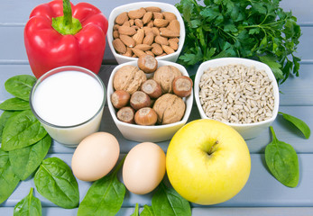 The ingredients of the dishes containing vitamin E. A healthy diet.