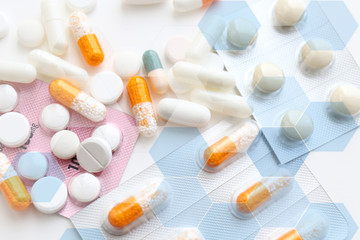 医療イメージ　飲み薬