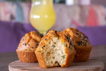 Halloumi muffin with fresh homemade lemonade on wood