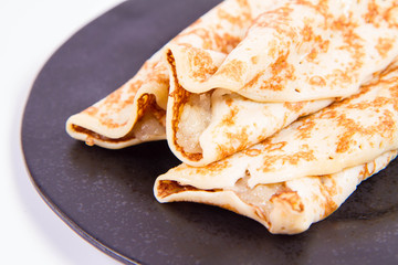 Pancakes stuffed with braised apples 