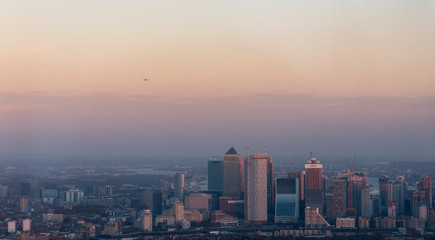 London Panorama Skyline in der Abenddämmerung