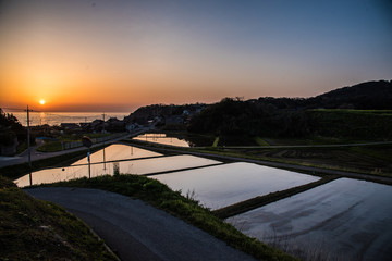 棚田の夕景