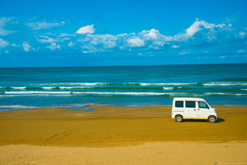 Fototapeta na wymiar Chirihama Nagisa Drive way in Ishikawa, Japan. It is a Japan's only beach you can drive by the car.