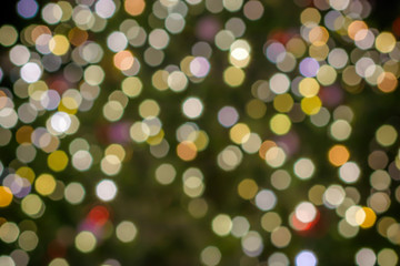 Weihnachtliche Vorlage mit farbenfrohen Lichtern