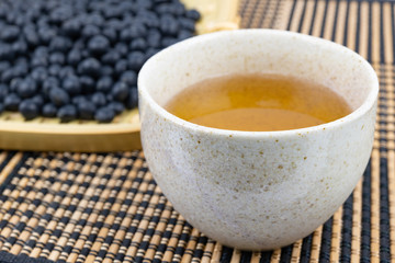 黒豆茶　黒豆
