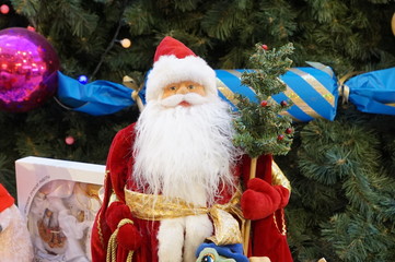 Santa on the Christmas tree background