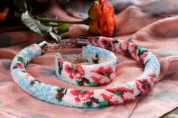 Beautiful necklace with a bead bracelet.