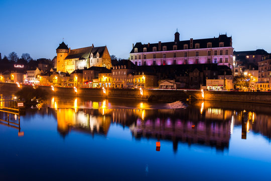 Les lumi&egrave;res de Laval