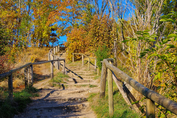 Wanderweg in Vitt am Kap Arkona, Insel R&uuml;gen in Deutschland - hiking trail village Vitt near Kap Arkona, Ruegen in Germany