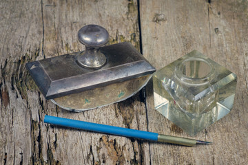 Old vintage presse papier and inkpot